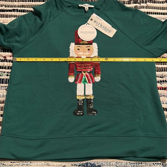 New with tags The Nutcracker green long sleeved shirt size XS - RARE 🎄 - Picture 6 of 7